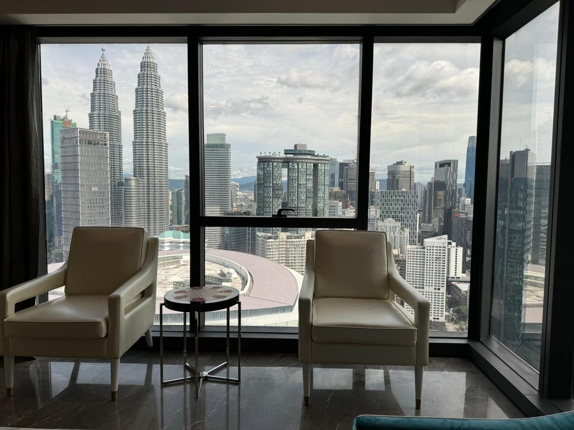 Pangsapuri The Platinum By Castle